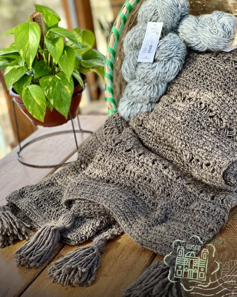 INSPIRAÇÃO] 10 ideias de mantas em crochê e tricô